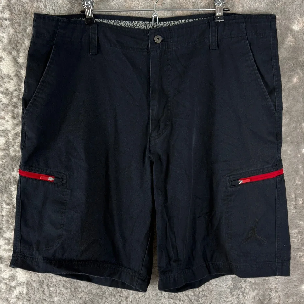 Jordan Size 40 Cargo Jumpman Logo Red Zip Pockets Shorts Black Men